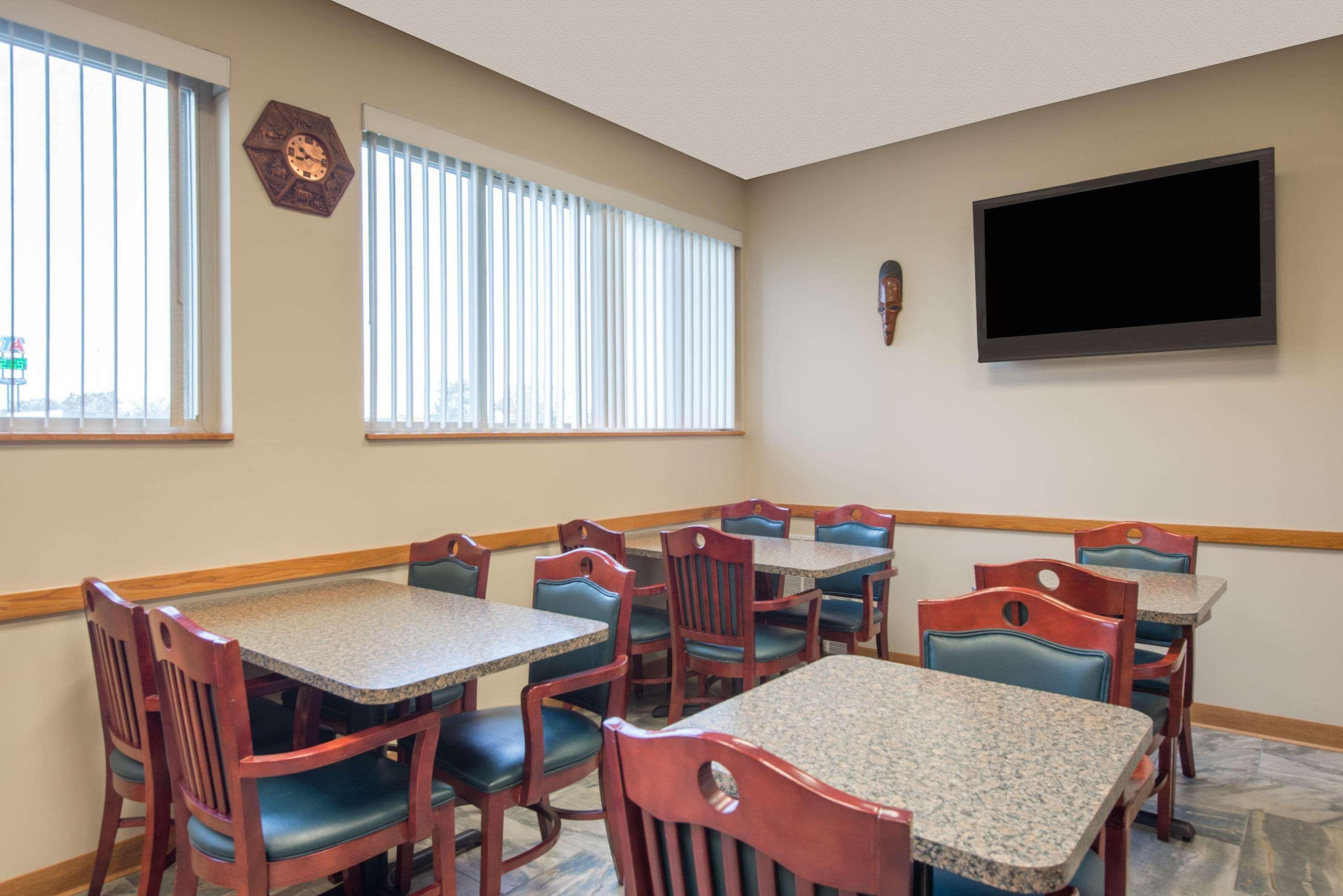 Super 8 By Wyndham Youngstown/Austintown מראה חיצוני תמונה