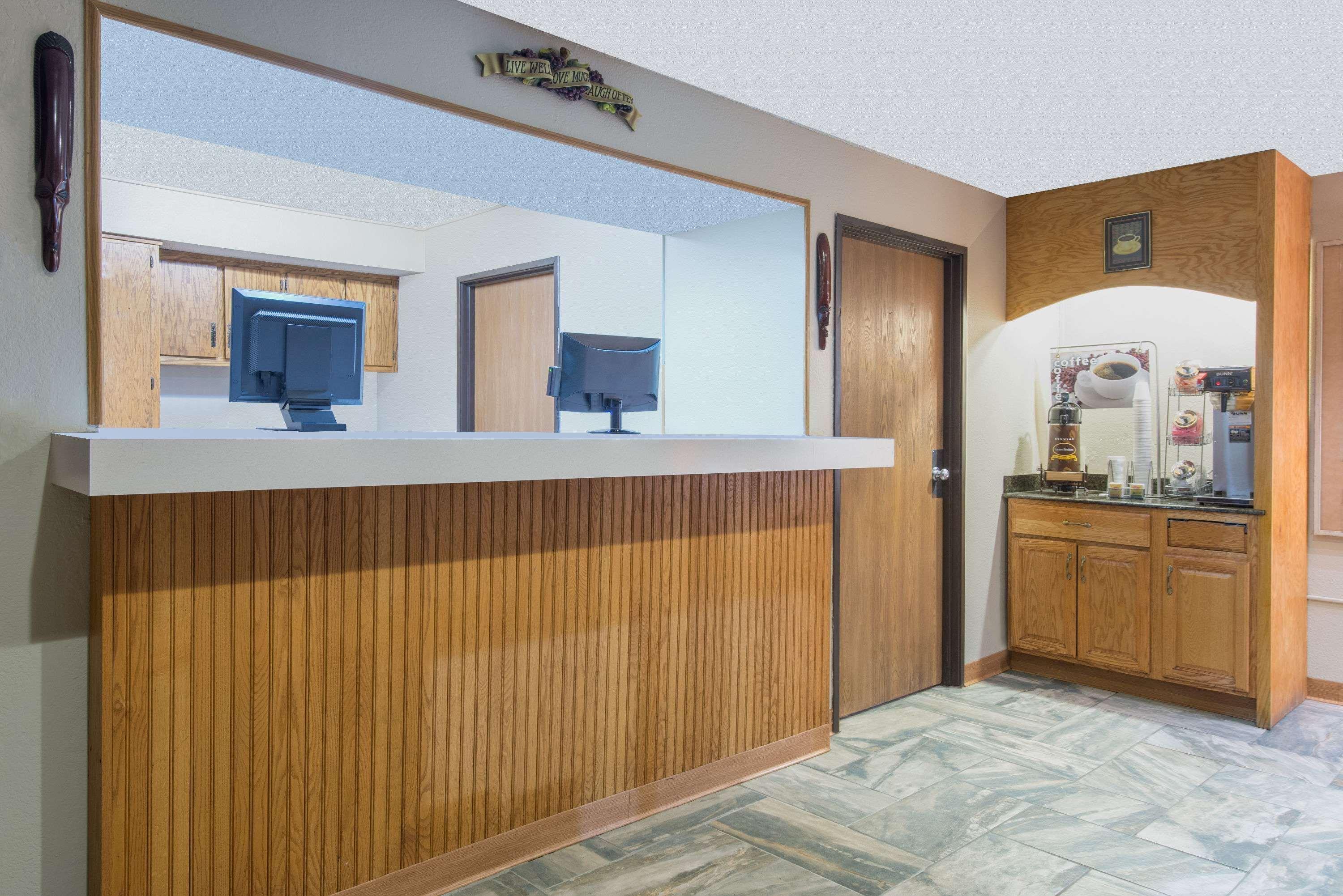 Super 8 By Wyndham Youngstown/Austintown מראה חיצוני תמונה