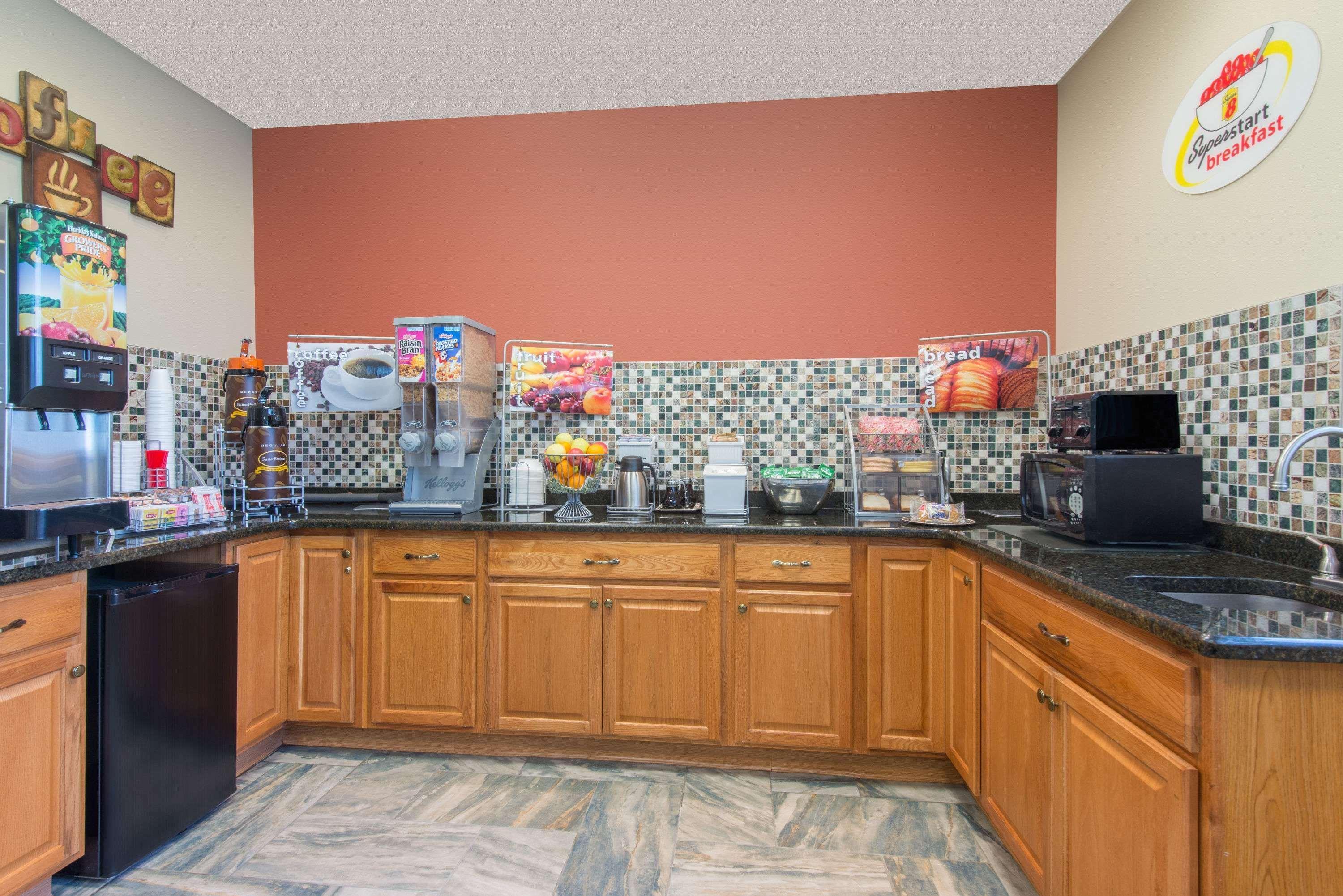 Super 8 By Wyndham Youngstown/Austintown מראה חיצוני תמונה