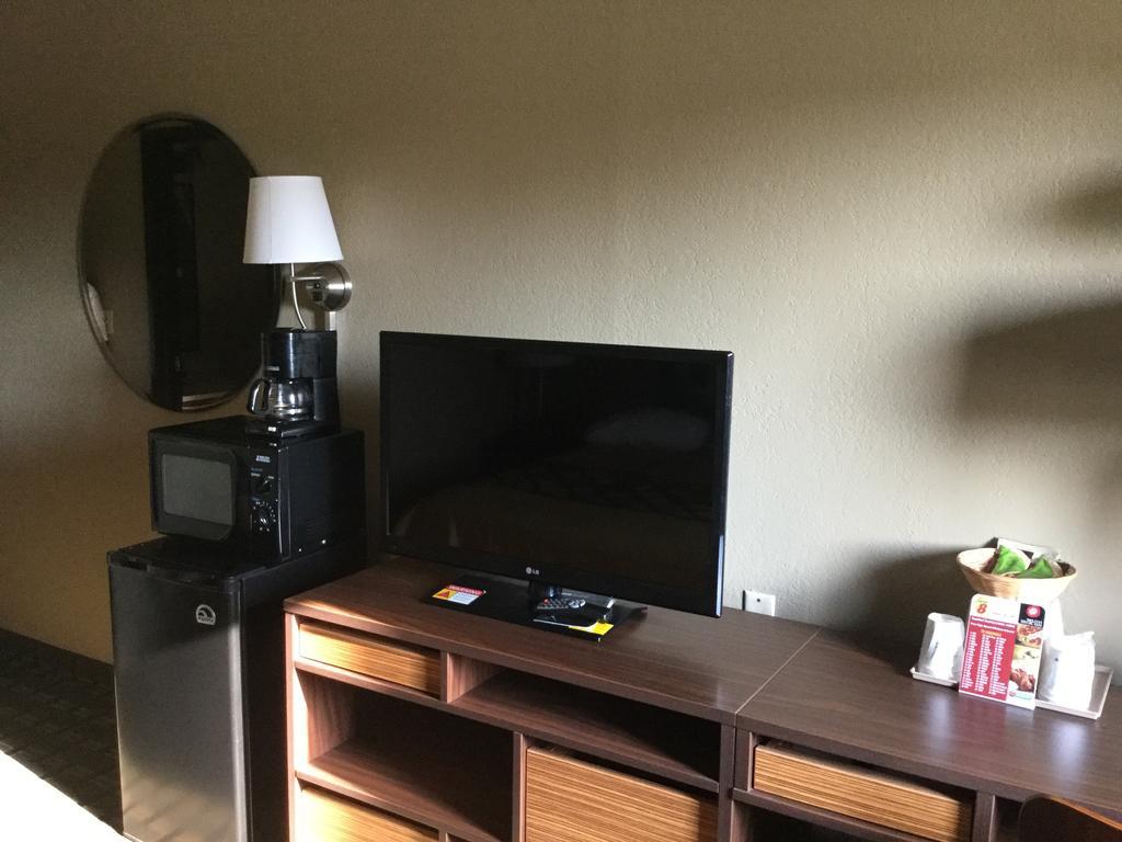 Super 8 By Wyndham Youngstown/Austintown מראה חיצוני תמונה
