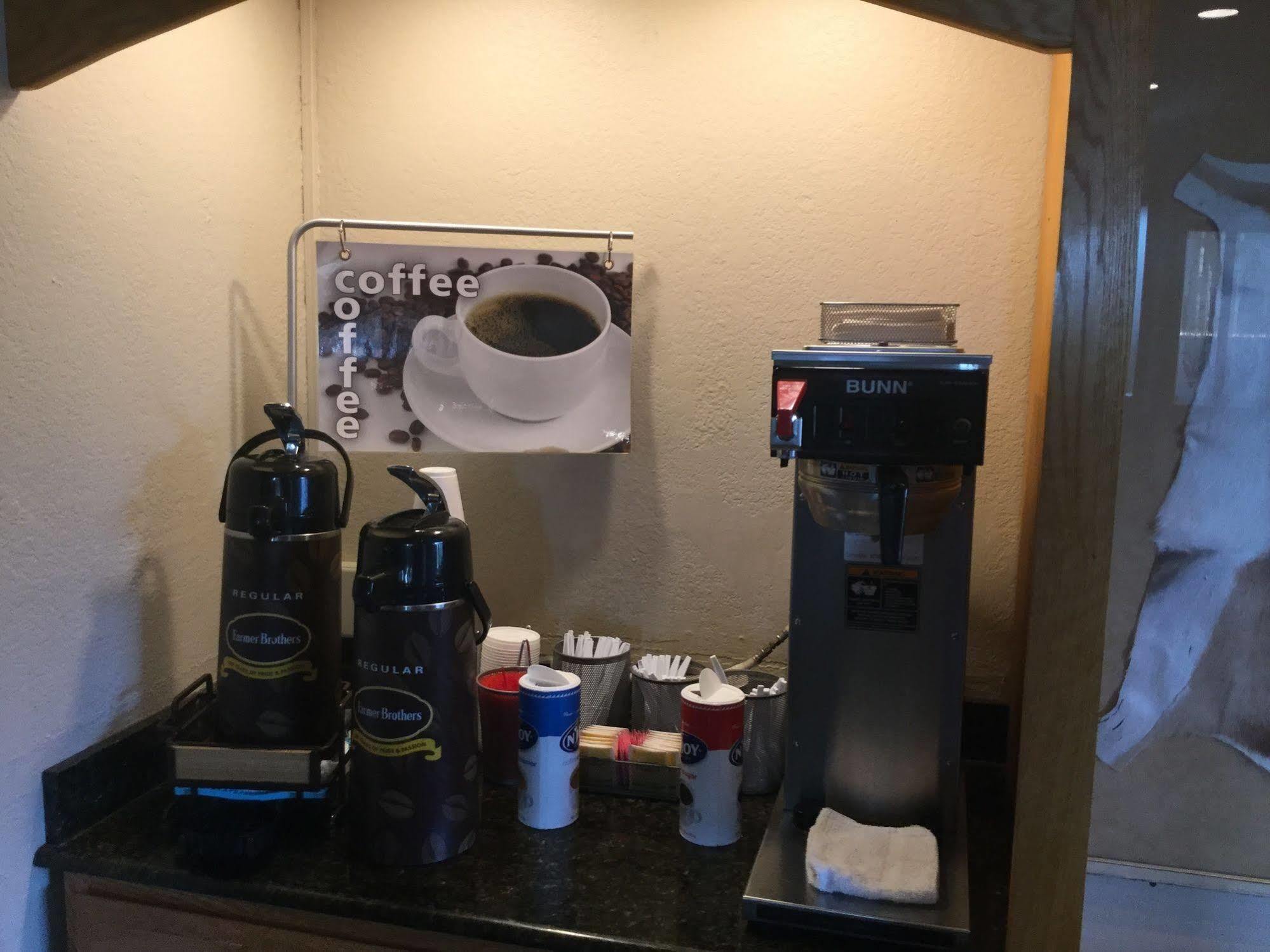 Super 8 By Wyndham Youngstown/Austintown מראה חיצוני תמונה